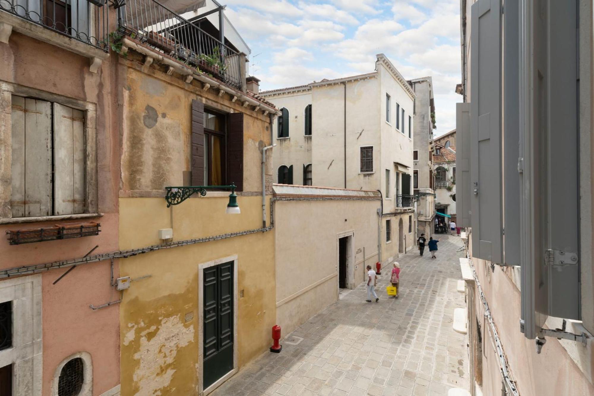 Ca' Pestrin Suite House - San Marco Square Венеция Экстерьер фото