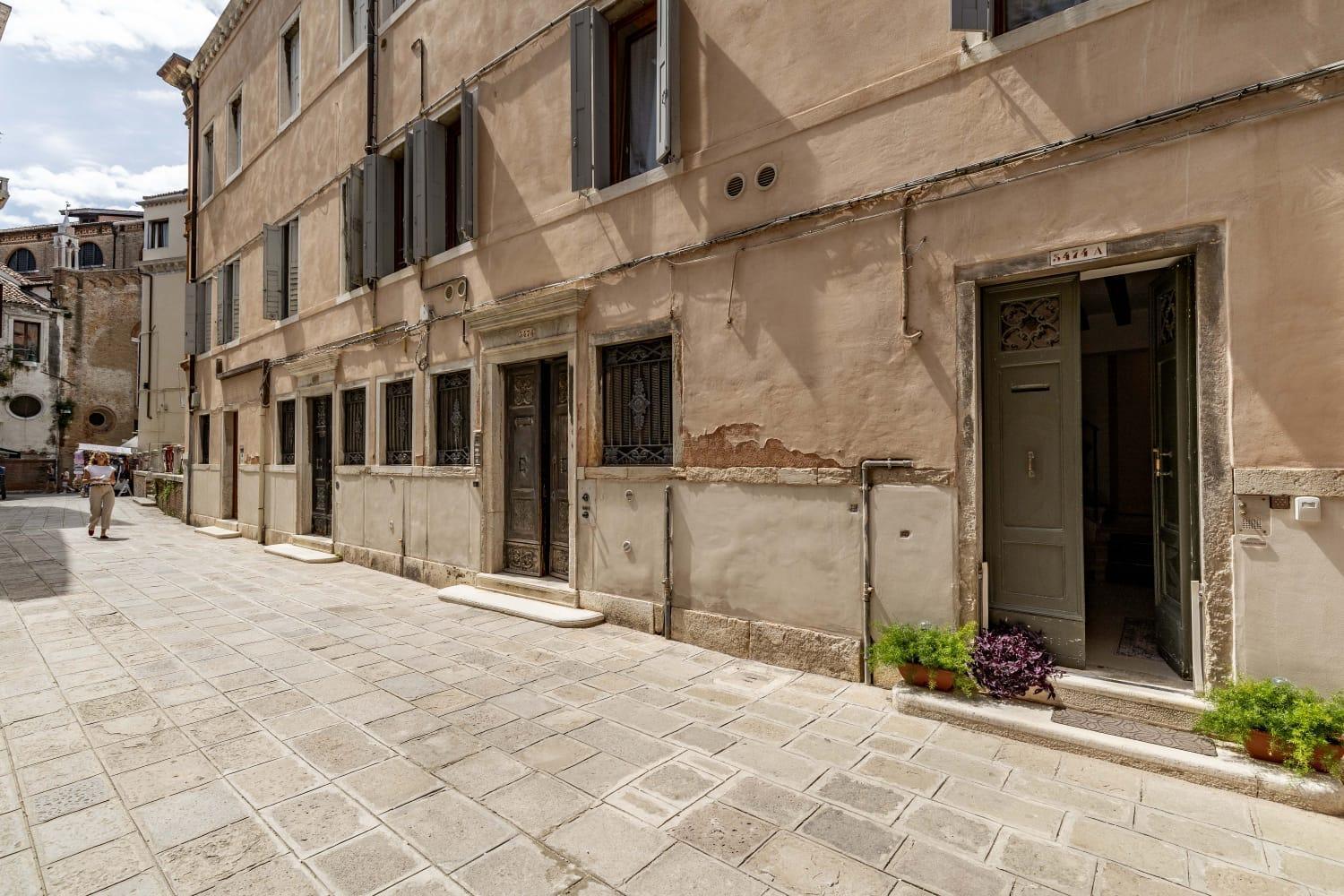 Ca' Pestrin Suite House - San Marco Square Венеция Экстерьер фото
