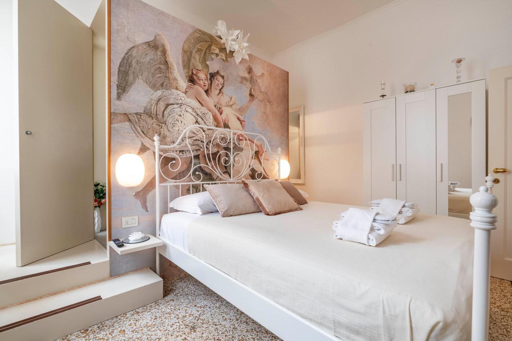 Ca' Pestrin Suite House - San Marco Square Венеция Экстерьер фото