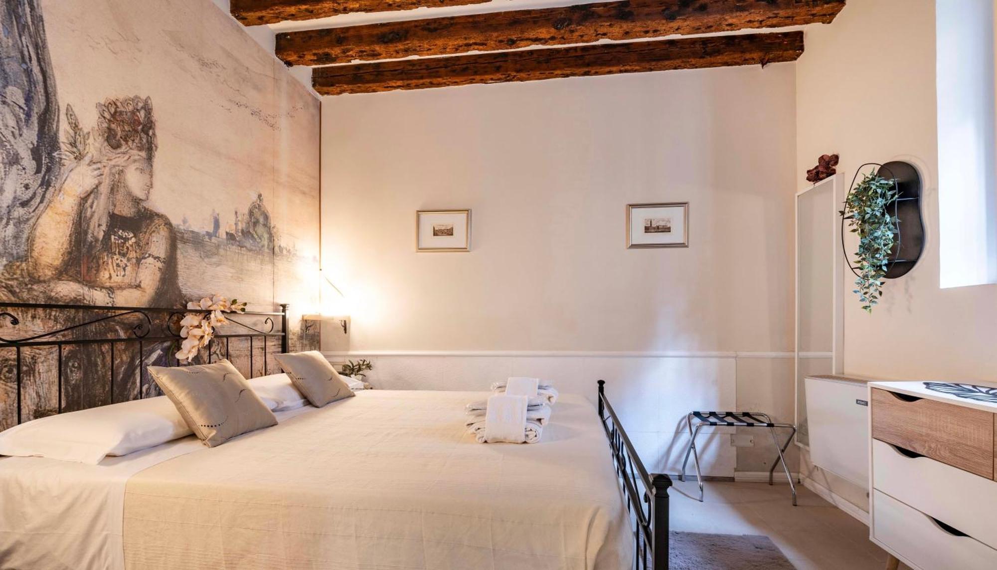 Ca' Pestrin Suite House - San Marco Square Венеция Экстерьер фото